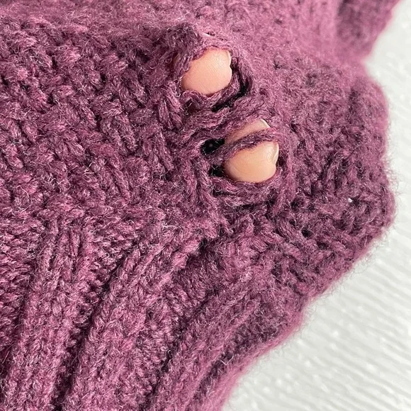 Marine Layer Julie‎ Turtleneck Sweater Burgundy Textured Knit Size Small FLAW - Picture 9 of 11